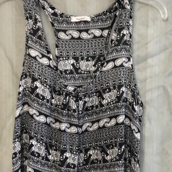 Tank - Picture 3 of 3